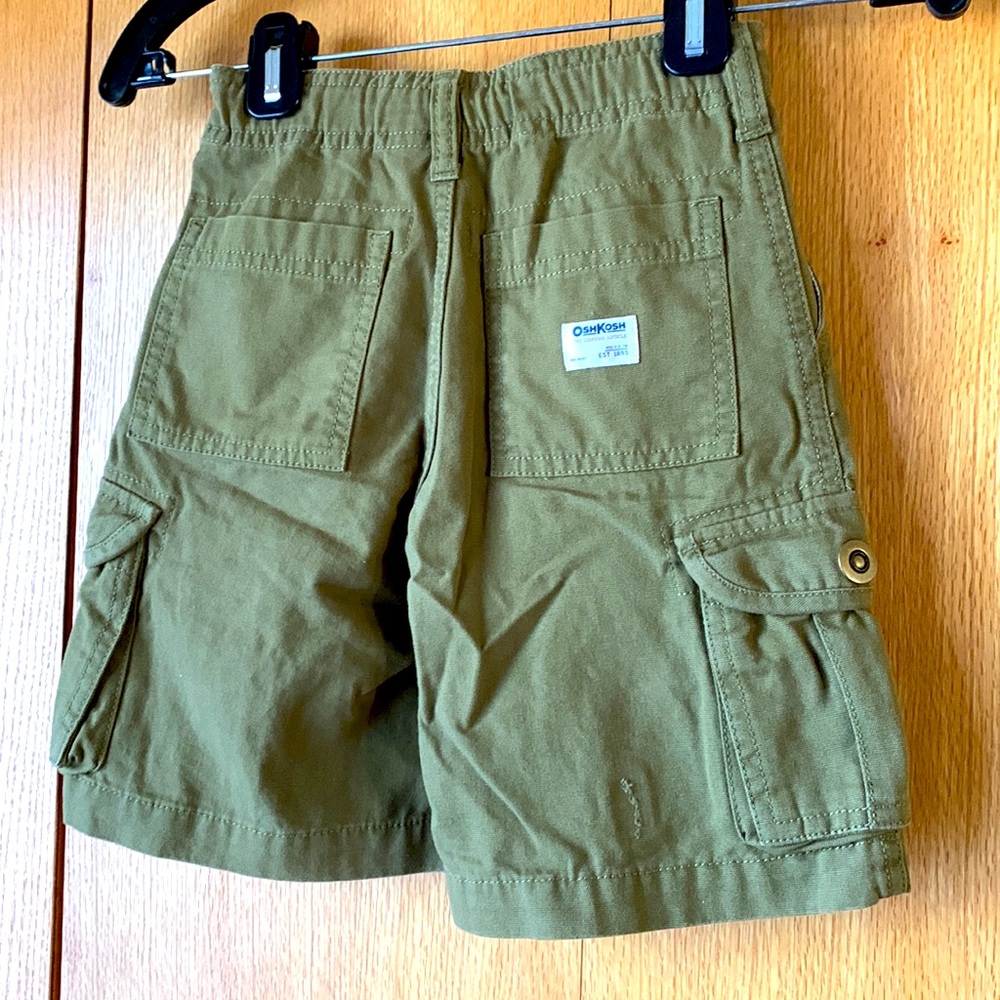 Oshkosh B’Gosh size 5 green cotton poplin 6 pocket cargo shorts adjustable waist